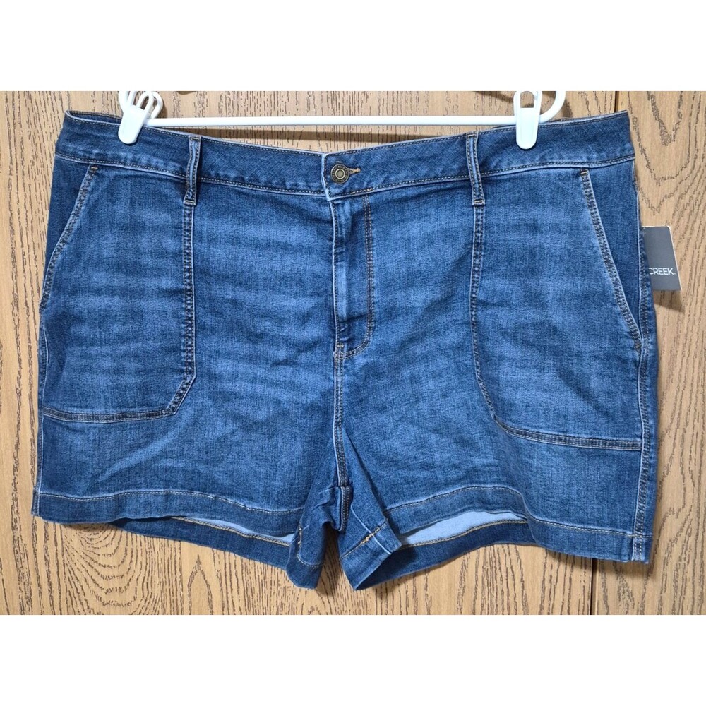 Falls Creek Women's Mid Blue Denim Summer Shorts Pockets Size 24 NWT